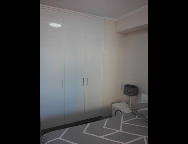 2 BEDROOM APARTMENT FOR SALE IN UMHLANGA RIDGE